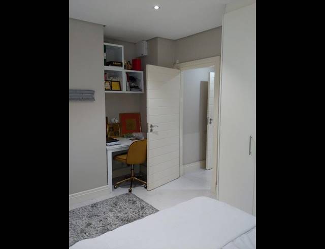 2 BEDROOM APARTMENT FOR SALE IN UMHLANGA RIDGE